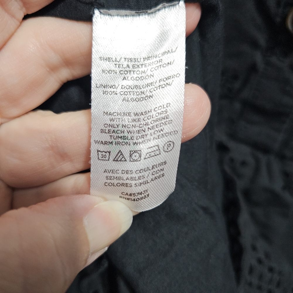 Ann Taylor LOFT Women's Black Eyelet V-neck Sleeveless Short Mini Dress Size 12. - Picture 6 of 7